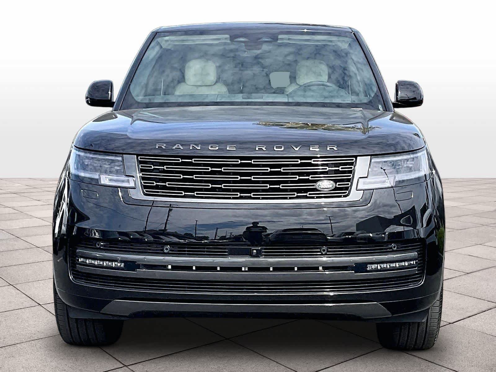New 2026 Land Rover Range Rover Long Wheelbase SE AWD/4WD image 5
