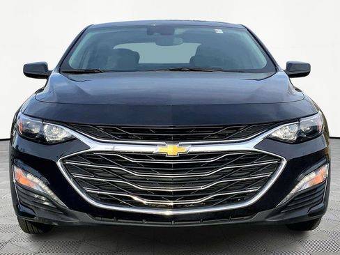 Used 2023 Chevrolet Malibu LT image 2