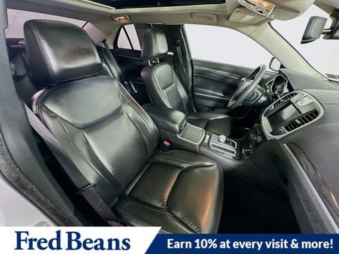 Used 2022 Chrysler 300 Touring L w/ Popular Equipment Group image 32