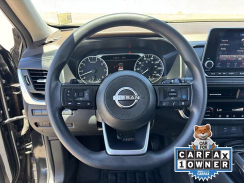 Certified 2023 Nissan Rogue SV FWD image 28