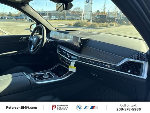 New 2026 BMW X5 xDrive50e image 18