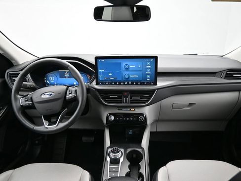 Certified 2023 Ford Escape Platinum image 30