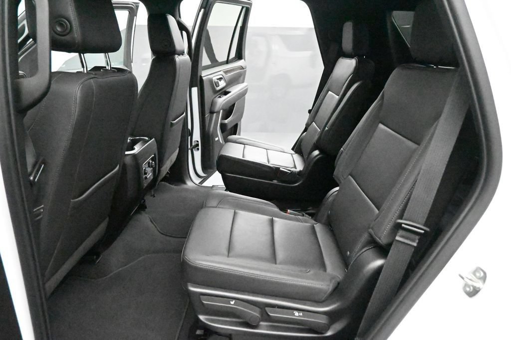 Used 2022 Chevrolet Tahoe LT w/ Luxury Package AWD/4WD image 21
