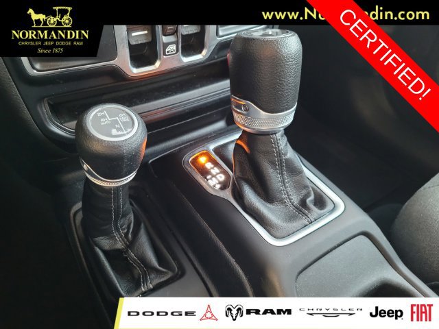 Certified 2024 Jeep Wrangler Unlimited AWD/4WD image 12