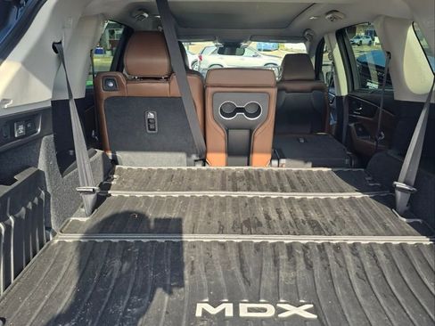 Used 2022 Acura MDX SH-AWD w/ Advance Package image 5