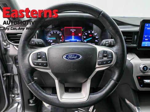 Used 2023 Ford Explorer XLT w/ Equipment Group 202A image 10