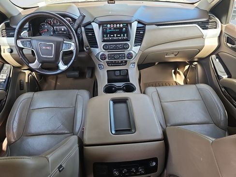 Used 2019 GMC Yukon XL SLT w/ Open Road Package RWD image 10
