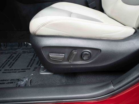 Used 2022 Toyota RAV4 Limited w/ Limited Grade Weather Package AWD/4WD image 12