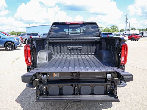 New 2026 GMC Sierra 1500 SLT w/ SLT Premium Plus Package AWD/4WD image 5
