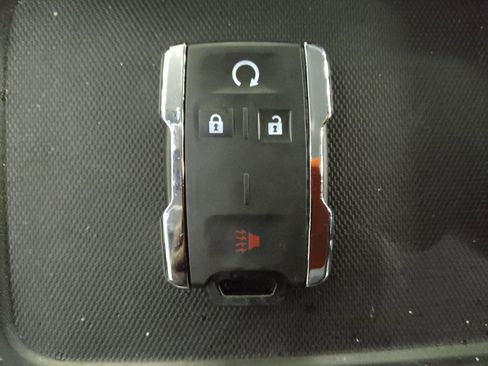 Used 2018 Chevrolet Silverado 1500 LT w/ LT Eassist Package image 32