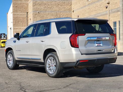 Used 2022 GMC Yukon SLT w/ SLT Luxury Package image 5