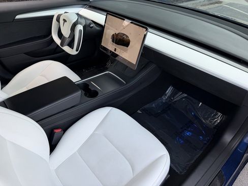 Used 2022 Tesla Model 3 Performance image 32