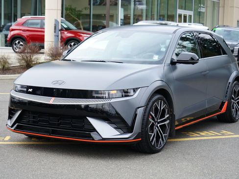 Certified 2025 Hyundai Ioniq 5 N Base image 9