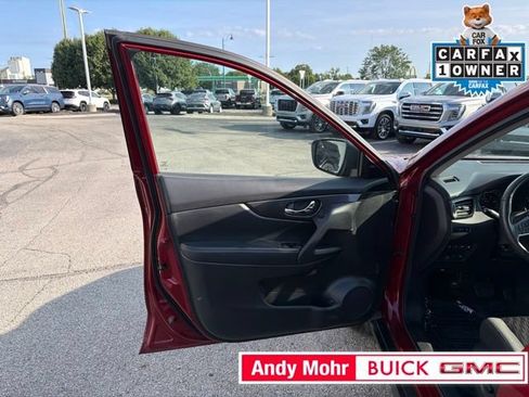 Used 2020 Nissan Rogue SV AWD/4WD image 24