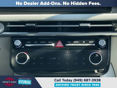 Certified 2025 Hyundai Tucson Limited AWD/4WD image 22