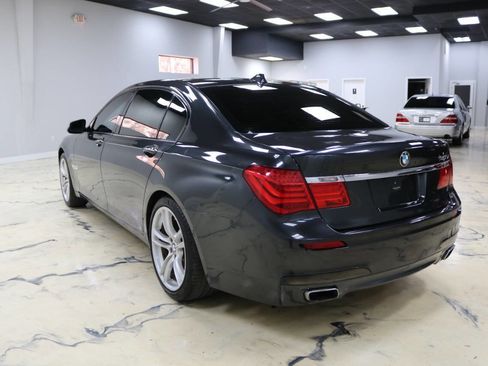 Used 2012 BMW 750Li image 39