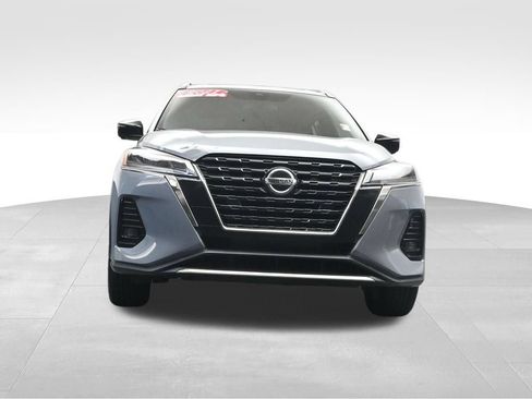 Used 2021 Nissan Kicks SR FWD image 32
