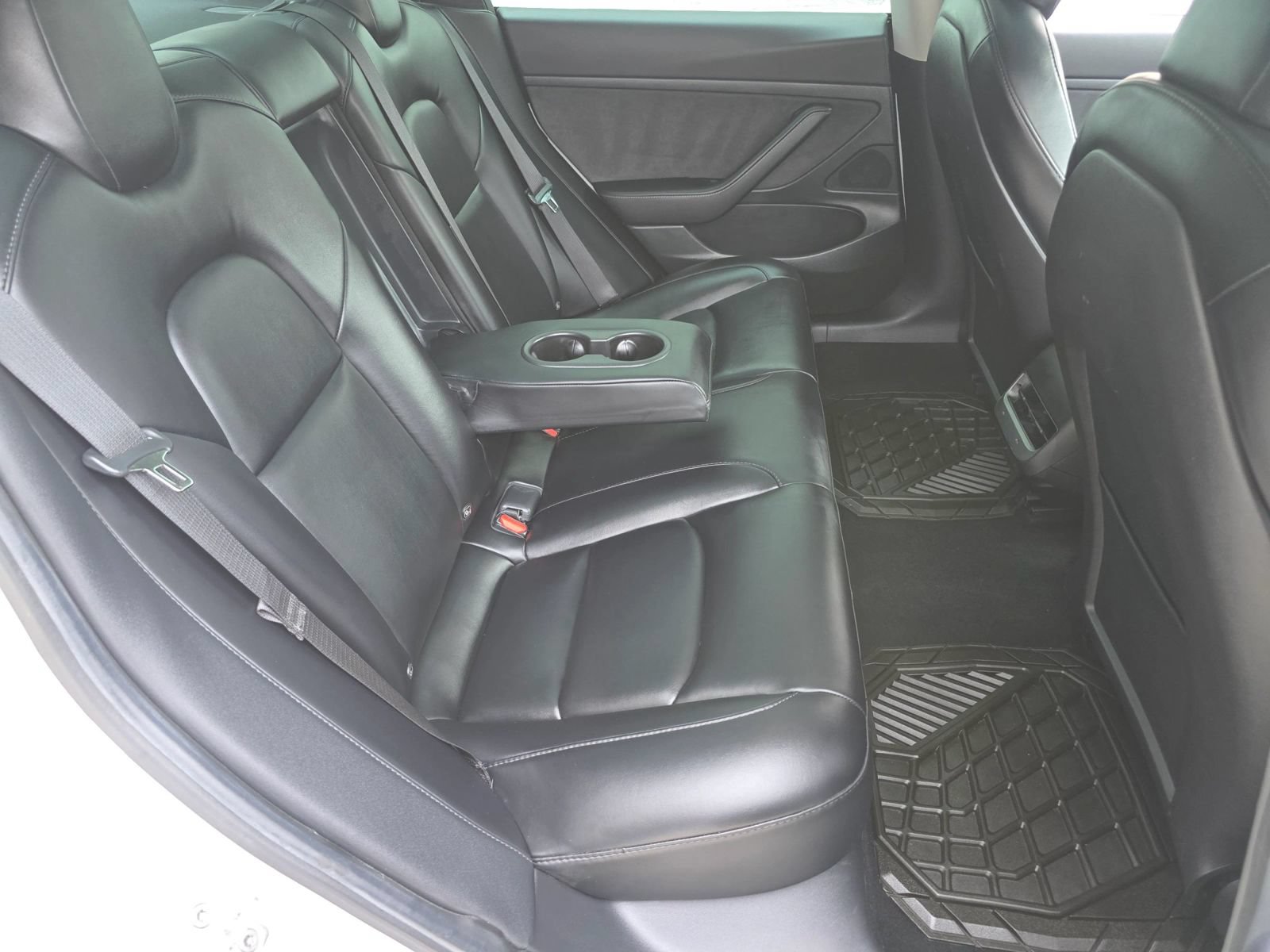 Used 2021 Tesla Model 3 Standard Range Plus RWD image 32
