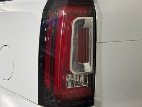 Used 2017 GMC Yukon Denali w/ Open Road Package RWD image 14