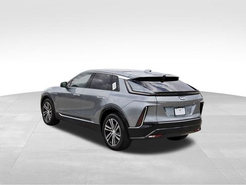 New 2027 Cadillac Lyriq Luxury AWD/4WD image 3