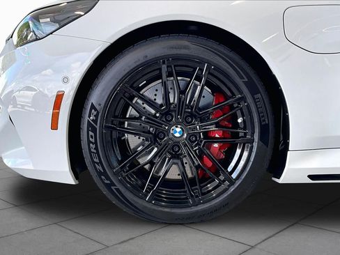 New 2027 BMW M5 w/ Executive Package AWD/4WD image 11