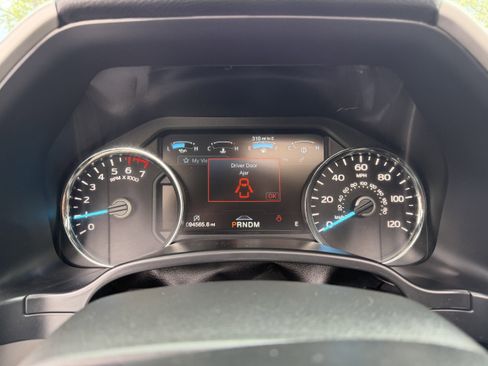 Used 2020 Ford F150 Lariat w/ Equipment Group 502A Luxury AWD/4WD image 19