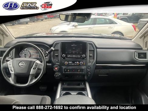 Used 2023 Nissan Titan SV w/ SV Convenience Package image 17