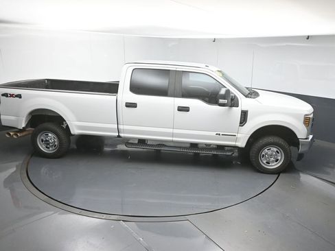 Used 2018 Ford F250 XL w/ Power Equipment Group image 48