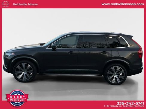 Used 2024 Volvo XC90 B6 Ultimate w/ Protection Package image 3