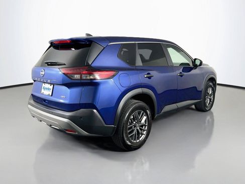 Used 2023 Nissan Rogue S AWD/4WD image 6