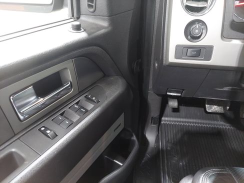 Used 2014 Ford F150 FX4 w/ Equipment Group 402A Luxury image 19