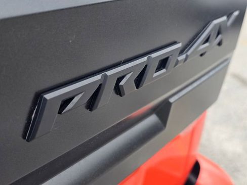 Used 2025 Nissan Frontier PRO-4X w/ Pro Premium Package image 11