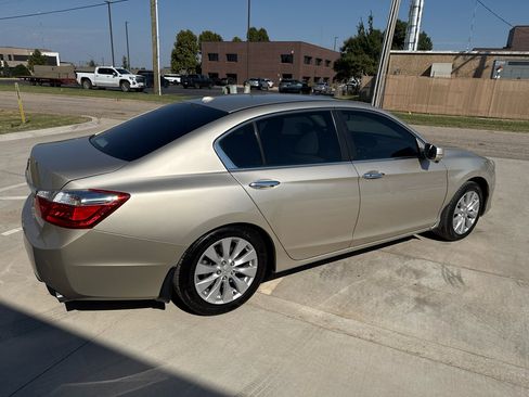Used 2014 Honda Accord EX-L image 10