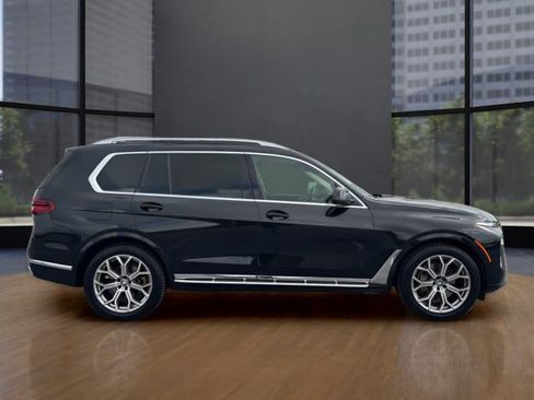 Used 2025 BMW X7 xDrive40i w/ Premium Package AWD/4WD image 6