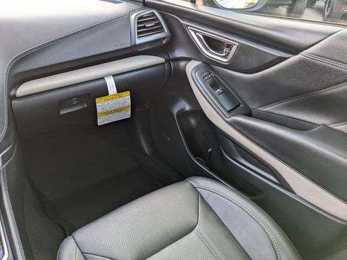 Used 2024 Subaru Forester Limited AWD/4WD image 17