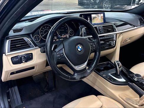 Used 2018 BMW 340i Sedan RWD image 16