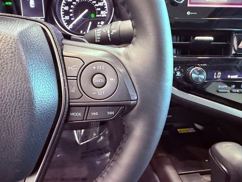 Used 2024 Toyota Camry SE w/ Cold Weather Package image 20