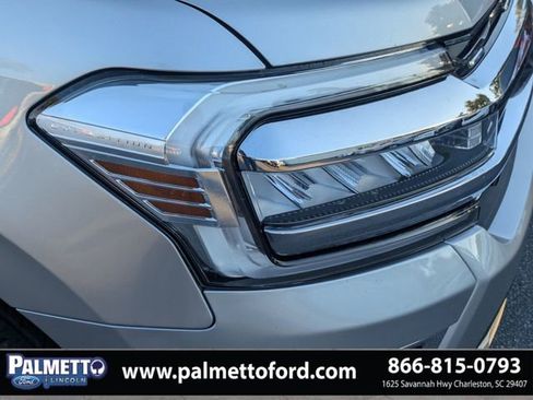 Used 2024 Ford Expedition Max Limited image 10