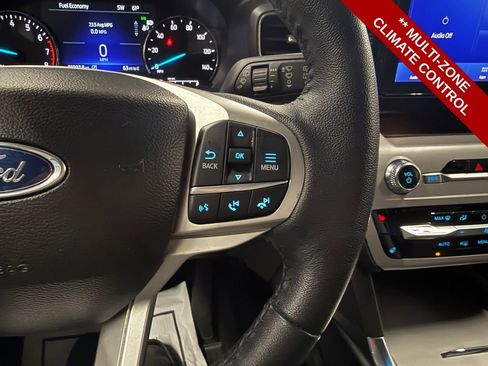 Used 2023 Ford Explorer XLT w/ Equipment Group 202A AWD/4WD image 19