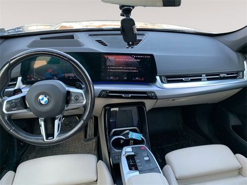 Used 2023 BMW X1 xDrive28i w/ Premium Package image 10
