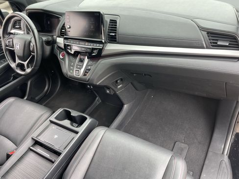 Used 2025 Honda Odyssey Sport-L image 11