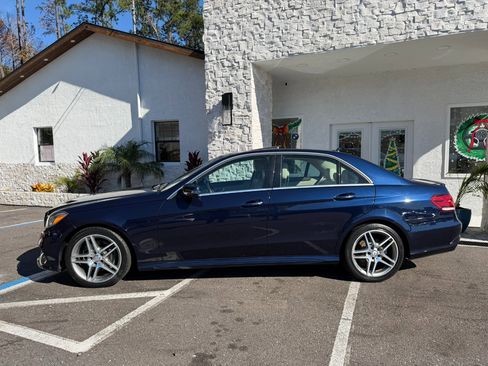Used 2014 Mercedes-Benz E 350 4MATIC Sedan image 2