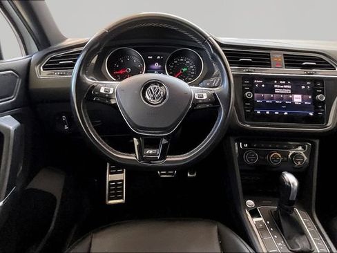 Used 2020 Volkswagen Tiguan SE R-Line AWD/4WD image 8