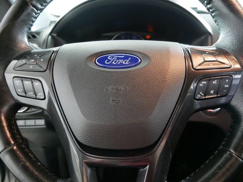 Used 2017 Ford Explorer XLT w/ Equipment Group 202A AWD/4WD image 25