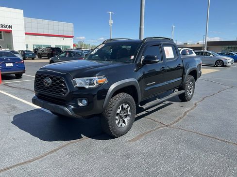 Used 2020 Toyota Tacoma TRD Off-Road w/ TRD Premium Off Road Package image 1