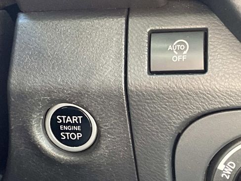 Used 2025 Nissan Frontier PRO-4X w/ Pro Premium Package image 27