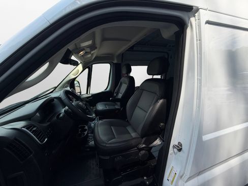 Used 2026 RAM ProMaster 3500 w/ Quick Order Package 22G SLT FWD image 9