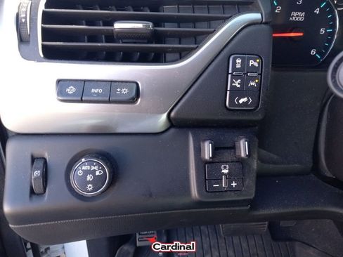 Used 2019 Chevrolet Tahoe Premier w/ Premier Plus Edition image 35