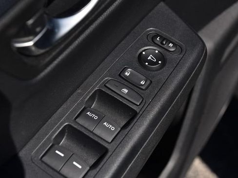 Certified 2024 Honda CR-V EX image 8