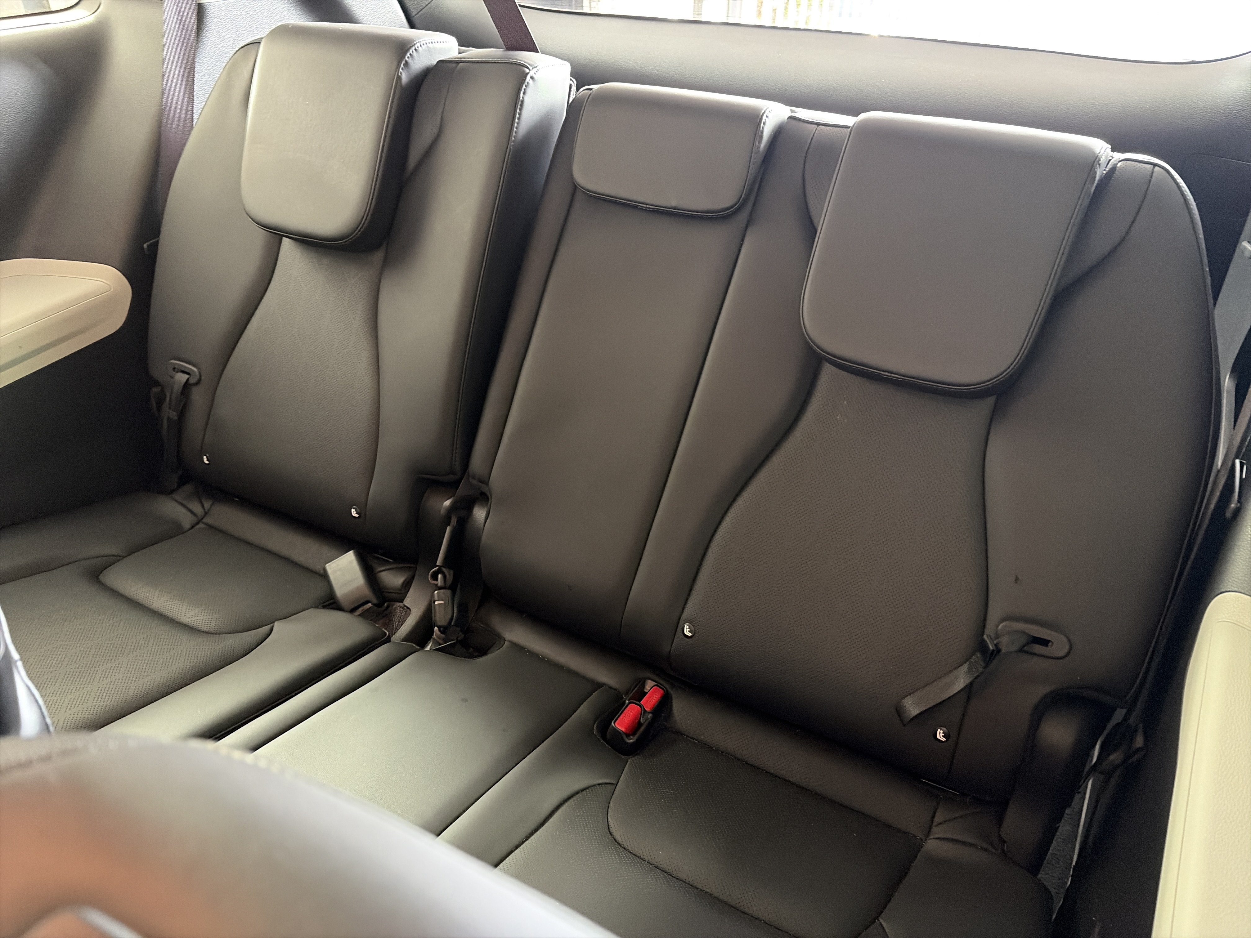 Certified 2024 Kia Carnival SX FWD image 8